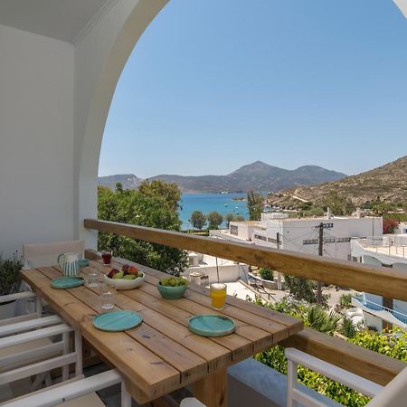 Areti'S Milos Guesthouses Adamantas  Esterno foto