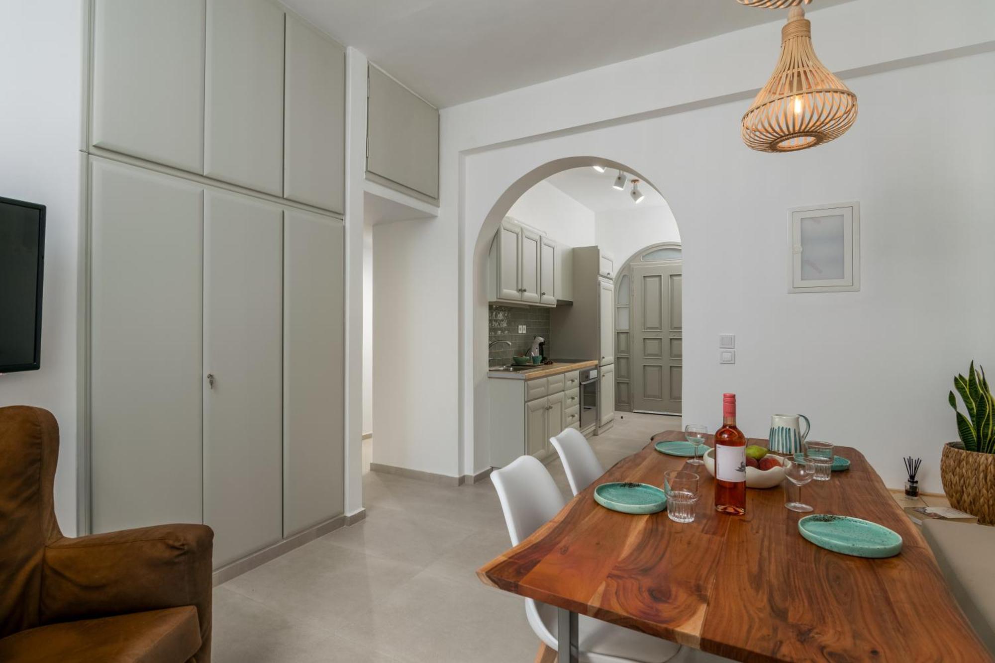 Areti'S Milos Guesthouses Adamantas  Esterno foto